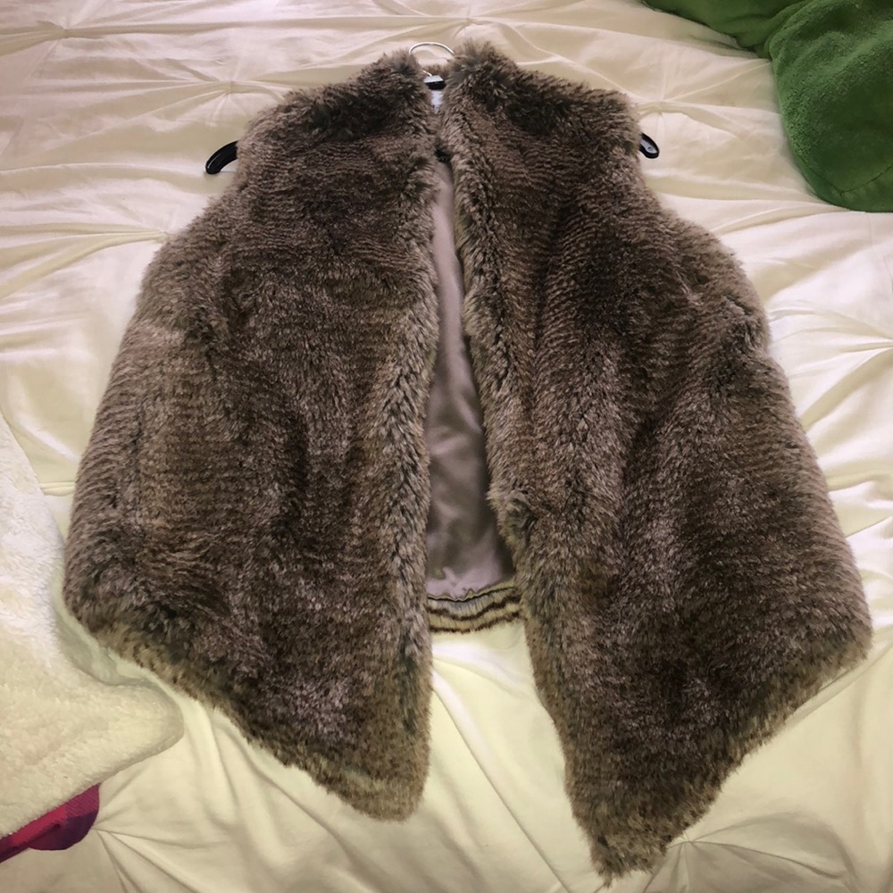 Tart Collections Faux Fur Vest View 2